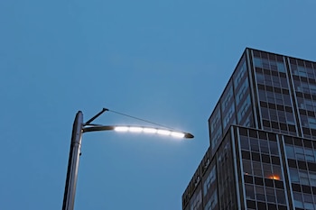 Una farola LED de nueva