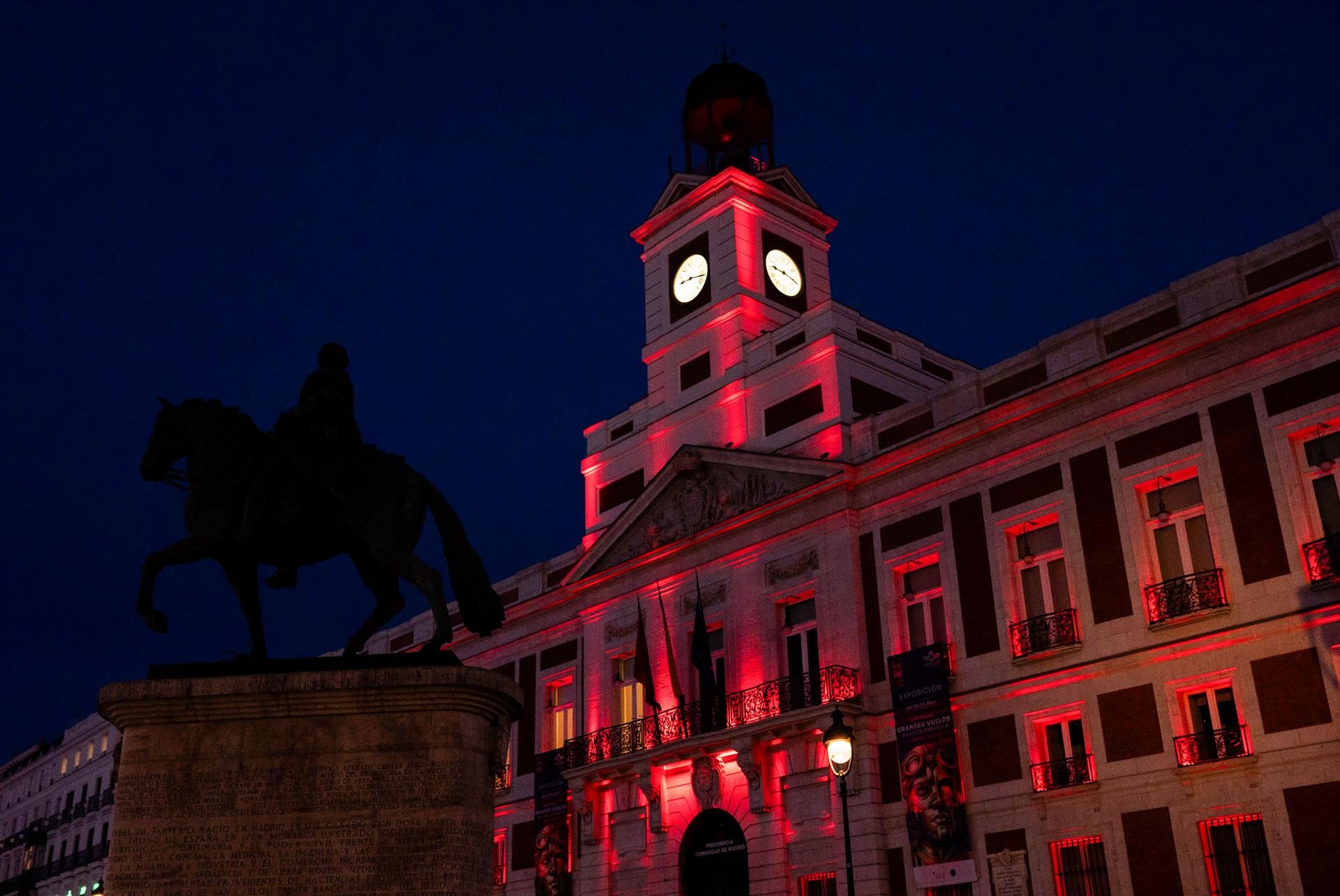 Correos se iluminará esta noche con la bandera de España por el triunfo de la selección en Mundial