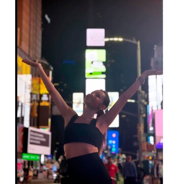 Pampita en Times Square