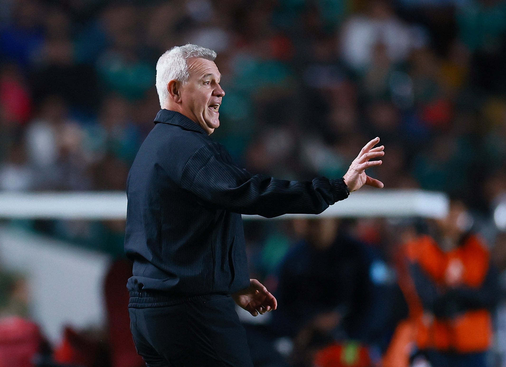 Foto de archivo del DT de México, Javier Aguirre, dando indicaciones en un partido de preparación para el Mundial. Estadio La Corregidora, Querétaro, México. 25 de febrero de 2026.REUTERS/Eloisa Sánchez