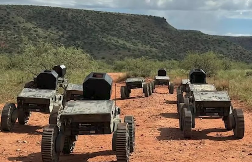 El despliegue de robots terrestres FireAnt reabre el debate sobre la autonomía militar y los límites del control humano en misiones coordinadas (Infobae en Vivo)
