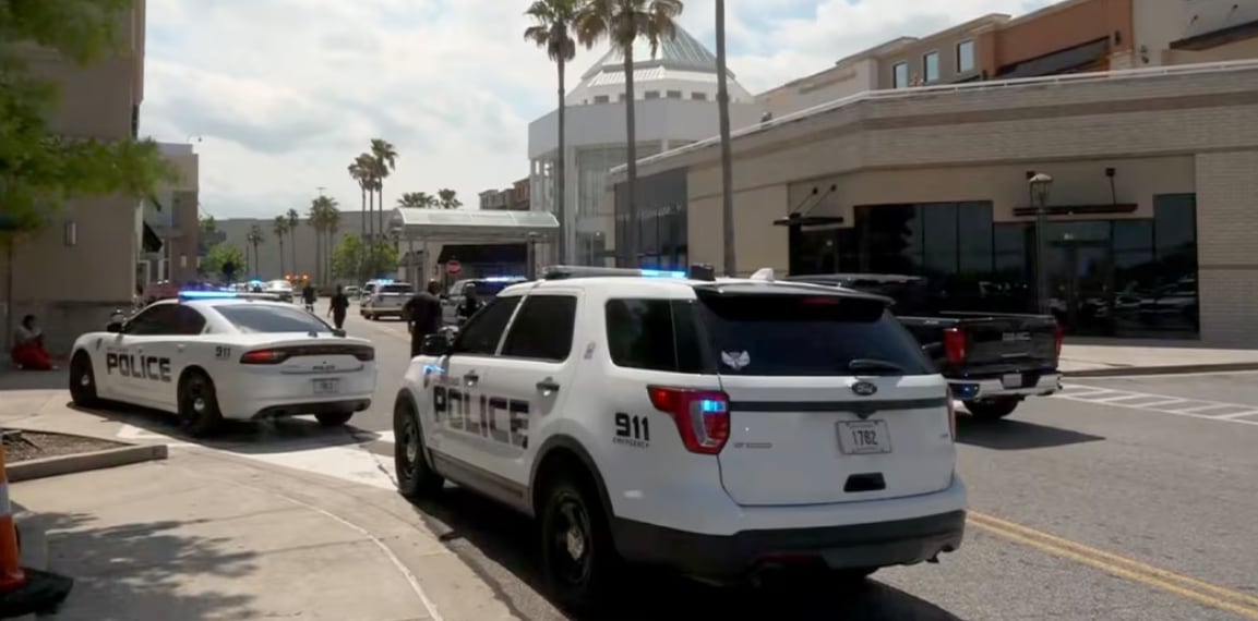 Las autoridades revisan cámaras de seguridad y recogen testimonios de testigos para reconstruir los hechos y localizar al sospechoso del tiroteo (WAFB)