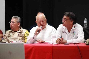 El gobernador de Baja California