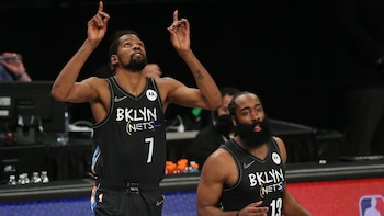 Kevin Durant y James Harden,