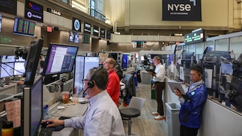 Wall Street encadenó su sexta semana de ganancias con máximos históricos mientras el petróleo volvió a subir