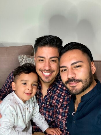 La pareja se postuló como