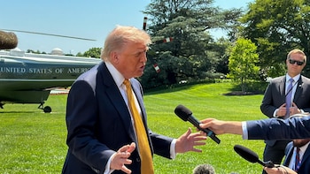 La Justicia extiende temporalmente el acceso a la Casa Blanca a los medios vetados por Trump