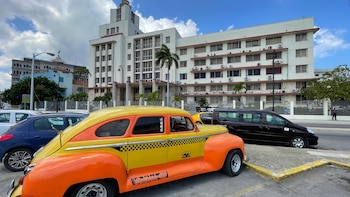 Estados Unidos amplió las sanciones contra Cuba y apuntó al corazón financiero de la dictadura
