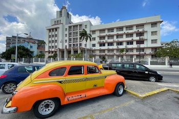 Fotografía que muestra la fachada del conglomerado militar cubano Gaesa este jueves, en La Habana (Cuba)
EFE/ Felipe Borrego