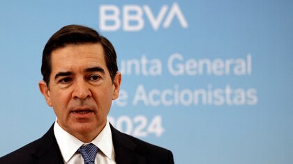 BBVA enviará a la CNMV en los próximos días la solicitud de opa sobre Sabadell con el riesgo de que el Gobierno vete la fusión