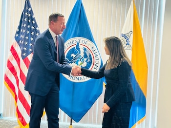 Colombia y Estados Unidos afinan estrategias tecnológicas con inteligencia artificial para combatir nuevas formas de delito transnacional - crédito Fiscalía