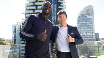 Romelu Lukaku junto al presidente