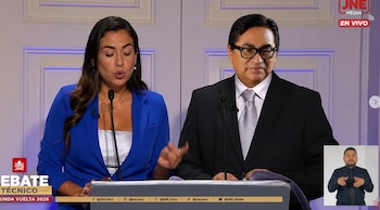 Memes invaden X tras enfrentamiento entre Rosangella Barbarán y Ernesto Zunini. Captura: x.