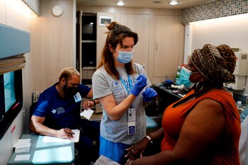 EEUU ha rebajado sus contagios