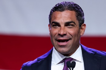 El alcalde de Miami, Francis