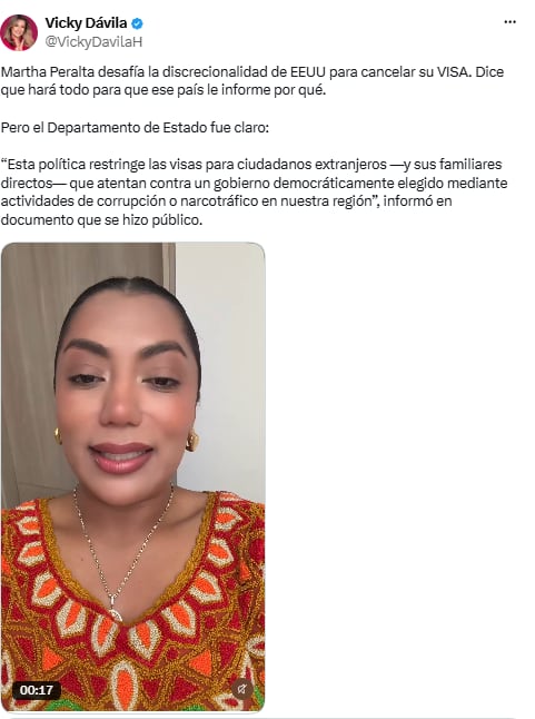 Vicky Dávila cuestionó a Martha Peralta por la revocación de su visa - crédito @VickyDavilaH/X
