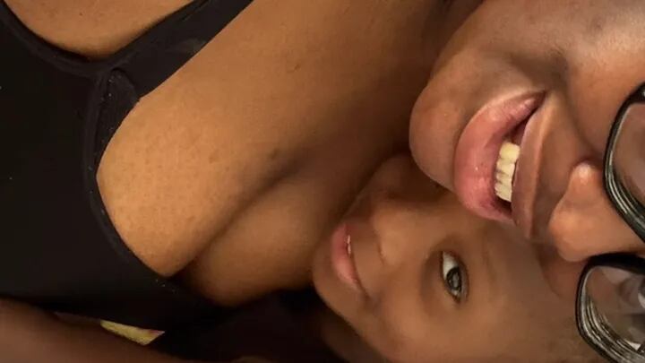Shantell Woods y su hijo, Cody James Williams (Gofundme: Shantell Woods)