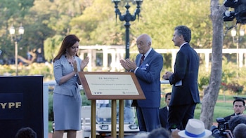 Eskenazi junto a la ex