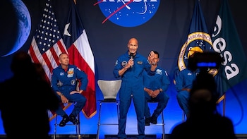 La NASA eligió al primer astronauta europeo para una misión del programa Artemis rumbo a la Luna