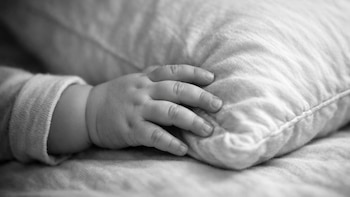Mujer que asfixió a su bebé de 14 meses con una almohada en Cartagena fue condenada: esta fue la pena que recibió