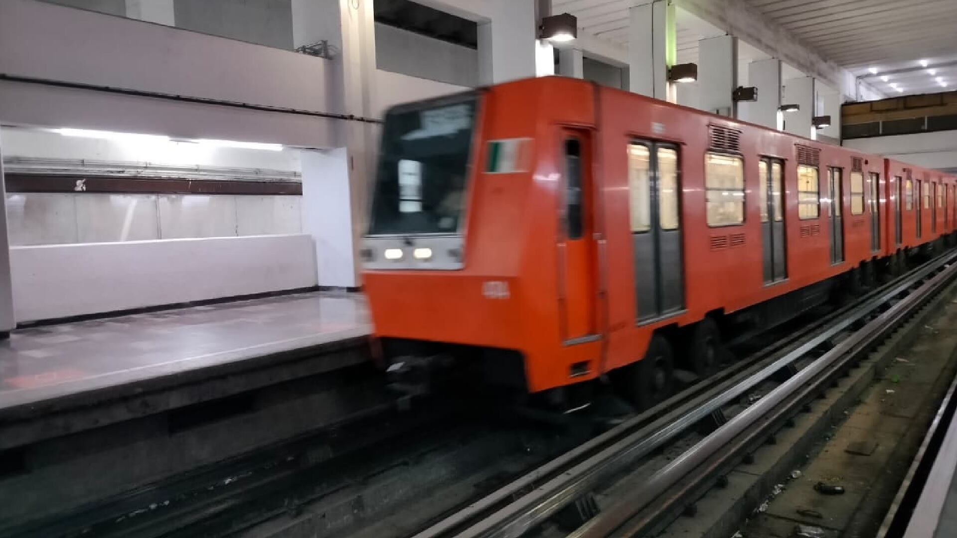 Metro CDMX estación Tacubaya (Foto: Jorge Contreras / Infobae México)
