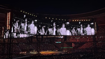 BTS deja sin voz a Madrid en la inauguración de su gira europea: una superproducción con luces y sombras a la altura de la euforia
