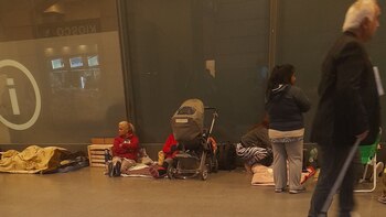 Muchas personas pasaron la noche