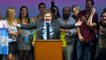 Eufórico, Javier Milei festejó el