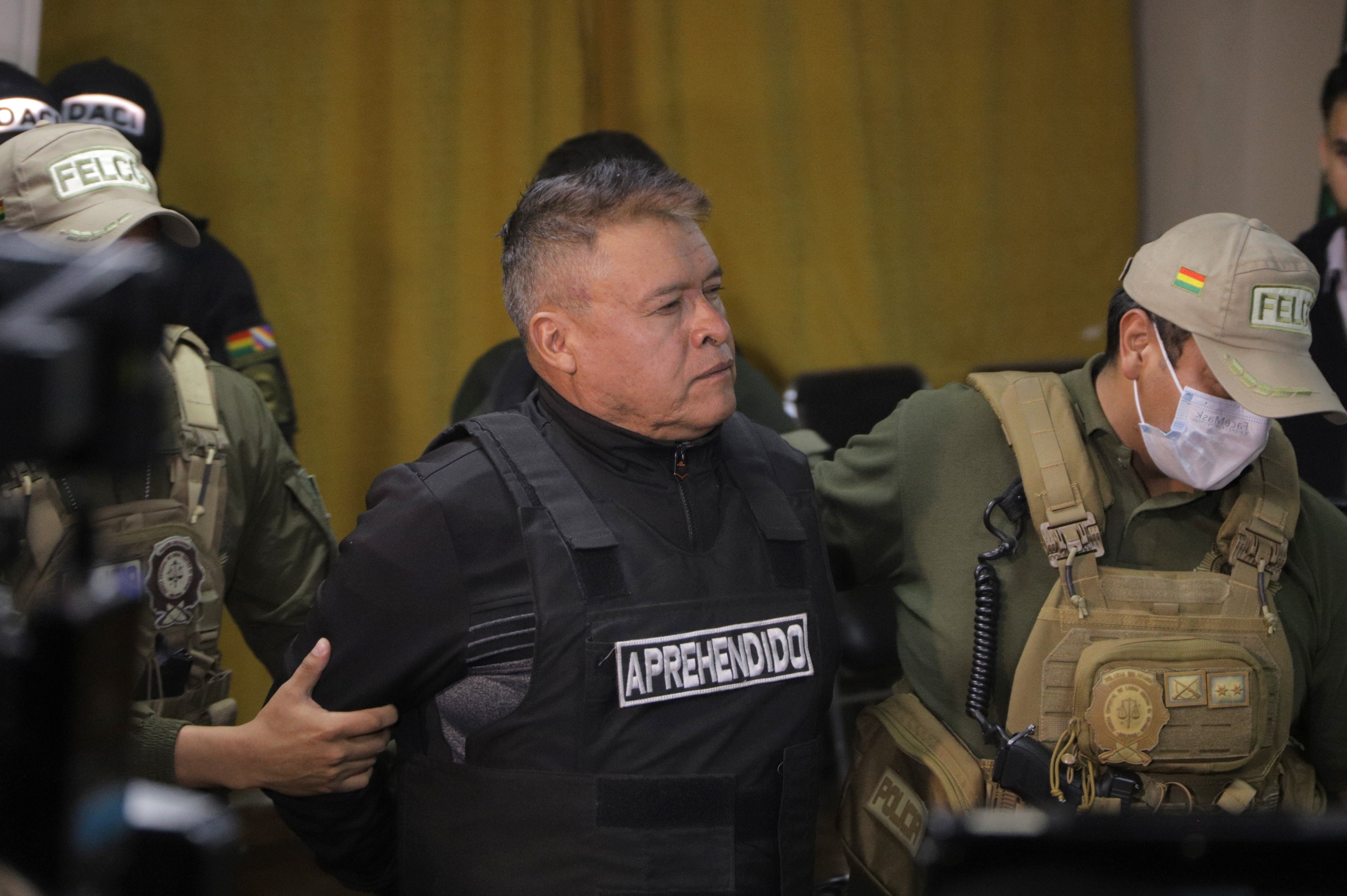 El ex jefe militar boliviano que fue acusado por el golpe de Estado en 2024 obtuvo la prisión domiciliaria
