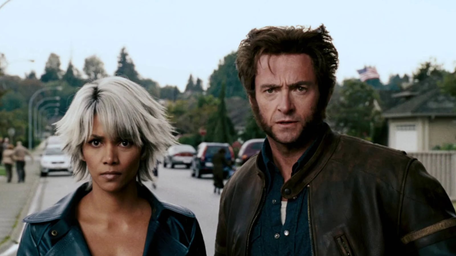 La convivencia en locaciones remotas y el intercambio de experiencias entre actores como Hugh Jackman, Patrick Stewart y Halle Berry enriqueció el ambiente del rodaje (Créditos: Disney+)