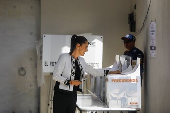 Claudia Sheinbaum votó tras una