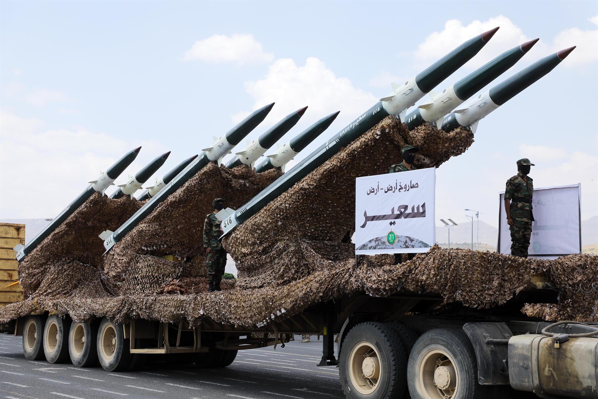 Escala la tensión en el Golfo: los hutíes y milicias proiraníes de Irak atacaron objetivos petroleros sauditas