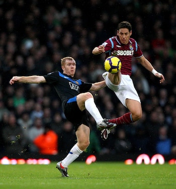 Guillermo Franco durante su etapa con los Hammers. (Foto de Archivo)