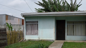 Cuatro de cada diez hogares en Costa Rica viven en casas deterioradas o en condiciones regulares
