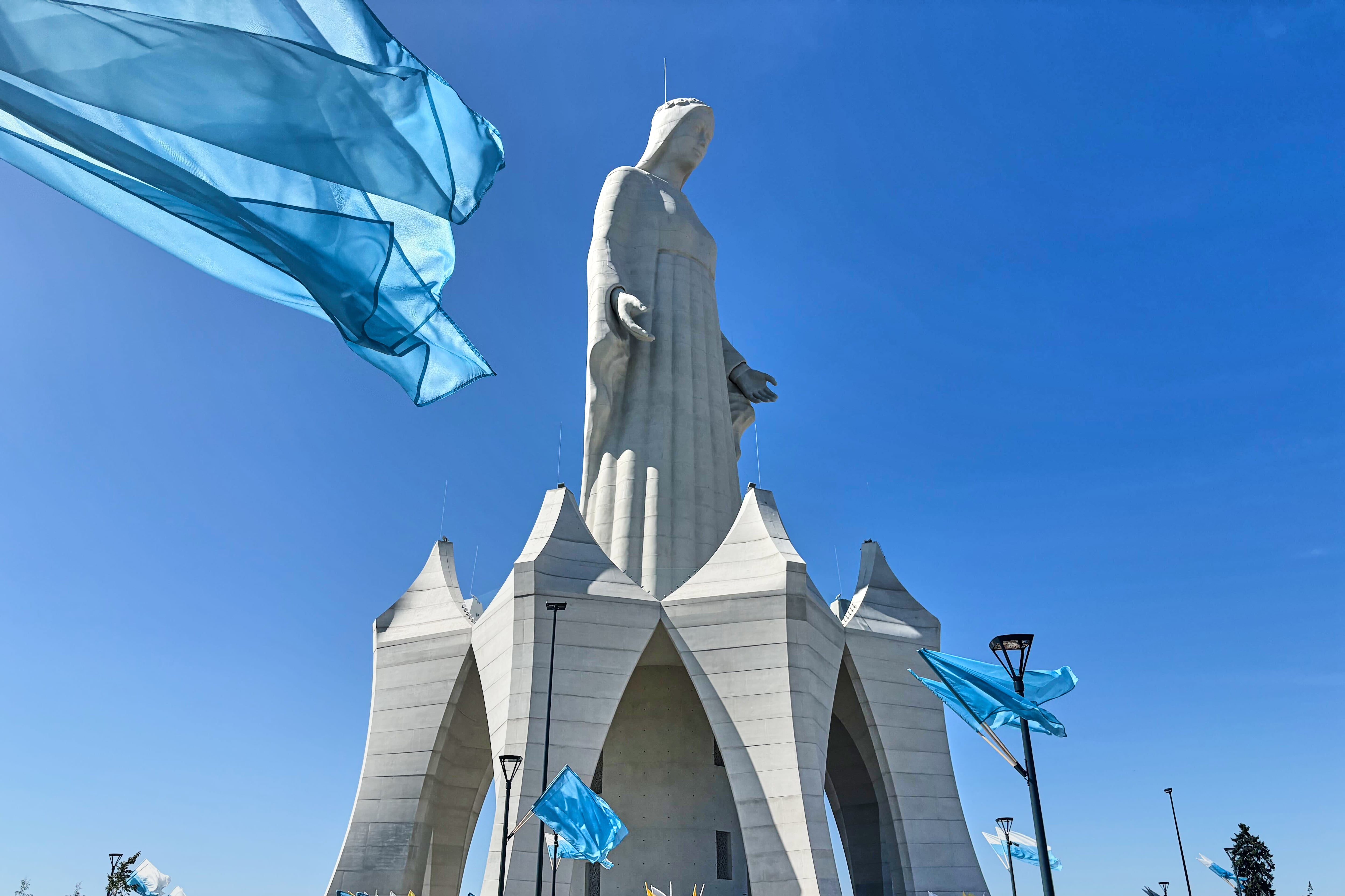 Konotopie entra al mapa con la estatua de la Virgen María más alta de Europa