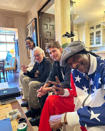 Robert De Niro, Snoop Dogg