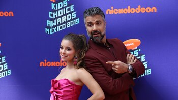 Jaime Camil volvió a posar