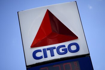Imagen de archivo del logo de Citgo en una estación de servicio en Stowell, Texas, EEUU, Junio 12, 2018. REUTERS/Jonathan Bachman