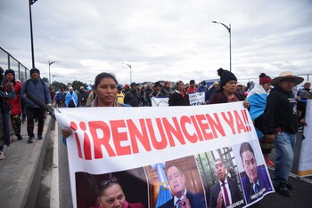 Miembros de comunidades indígenas marcharon
