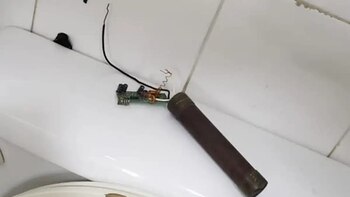 El artefacto que se encontró este jueves en una anexo del Senado