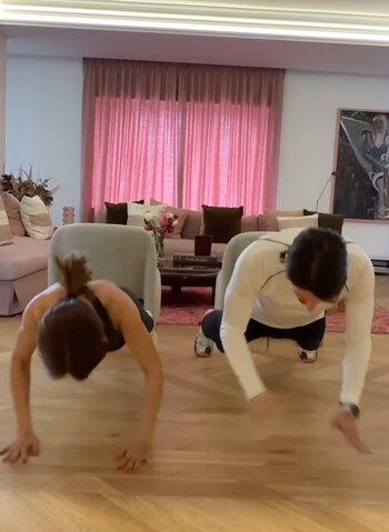 Hiba Abouk entrenando en su