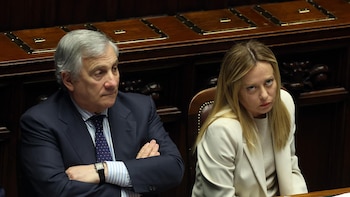 Italia anuncia la retirada de