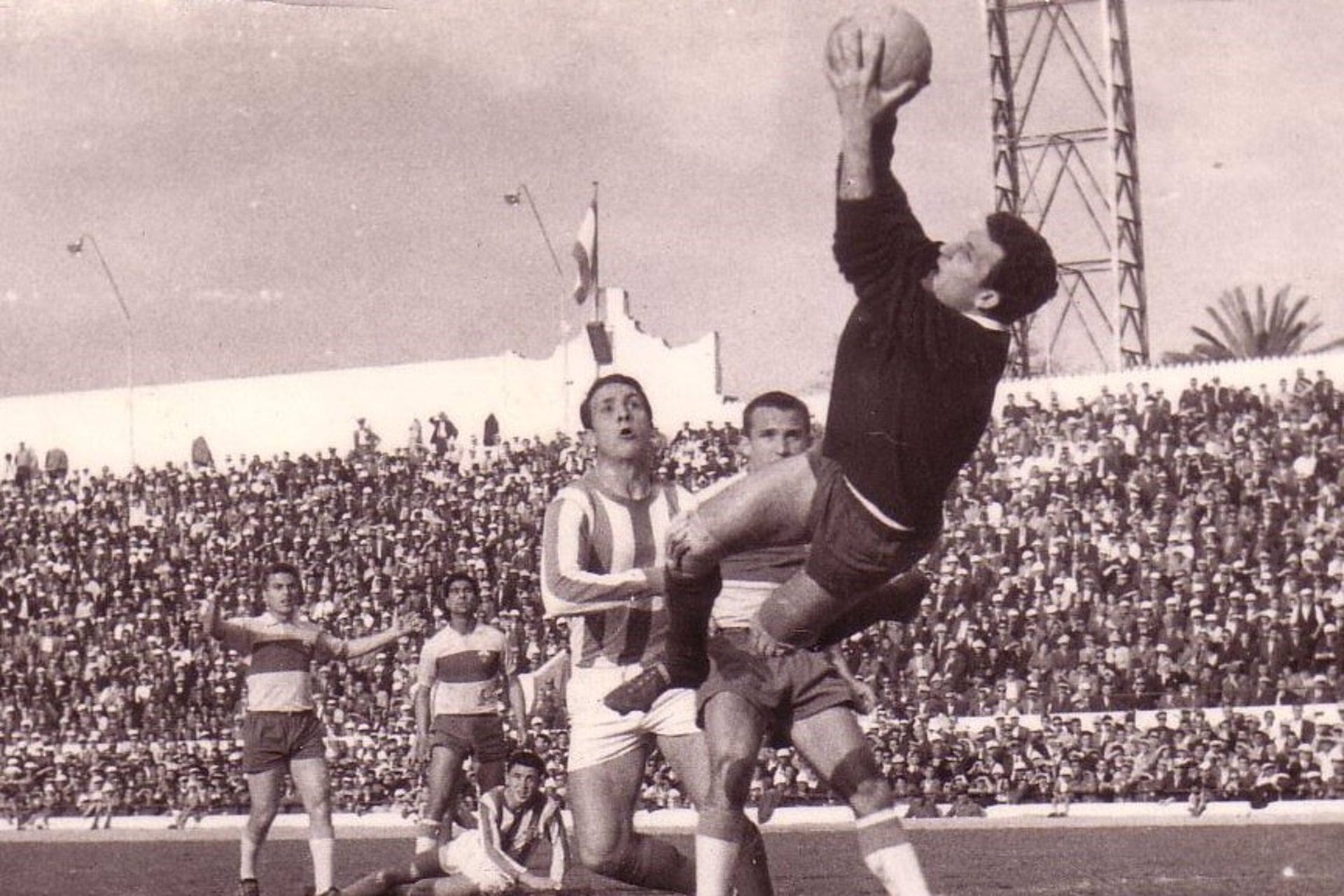 Cuando marcar gol a los checos era ‘Misión Imposible’: 37 años de sequía hasta que llegaron los campeones del mundo