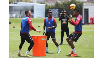 Roberto Villamarín junto a Adrián