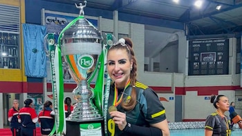 Fernanda Tomé se coronó campeona con San Martín en Bolivia: brasileña sigue brillando tras dejar la Liga Peruana de Vóley