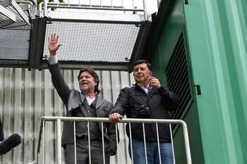 Carlos Delgado (levantando la mano)