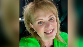 Erika Buenfil tiene 58 años.