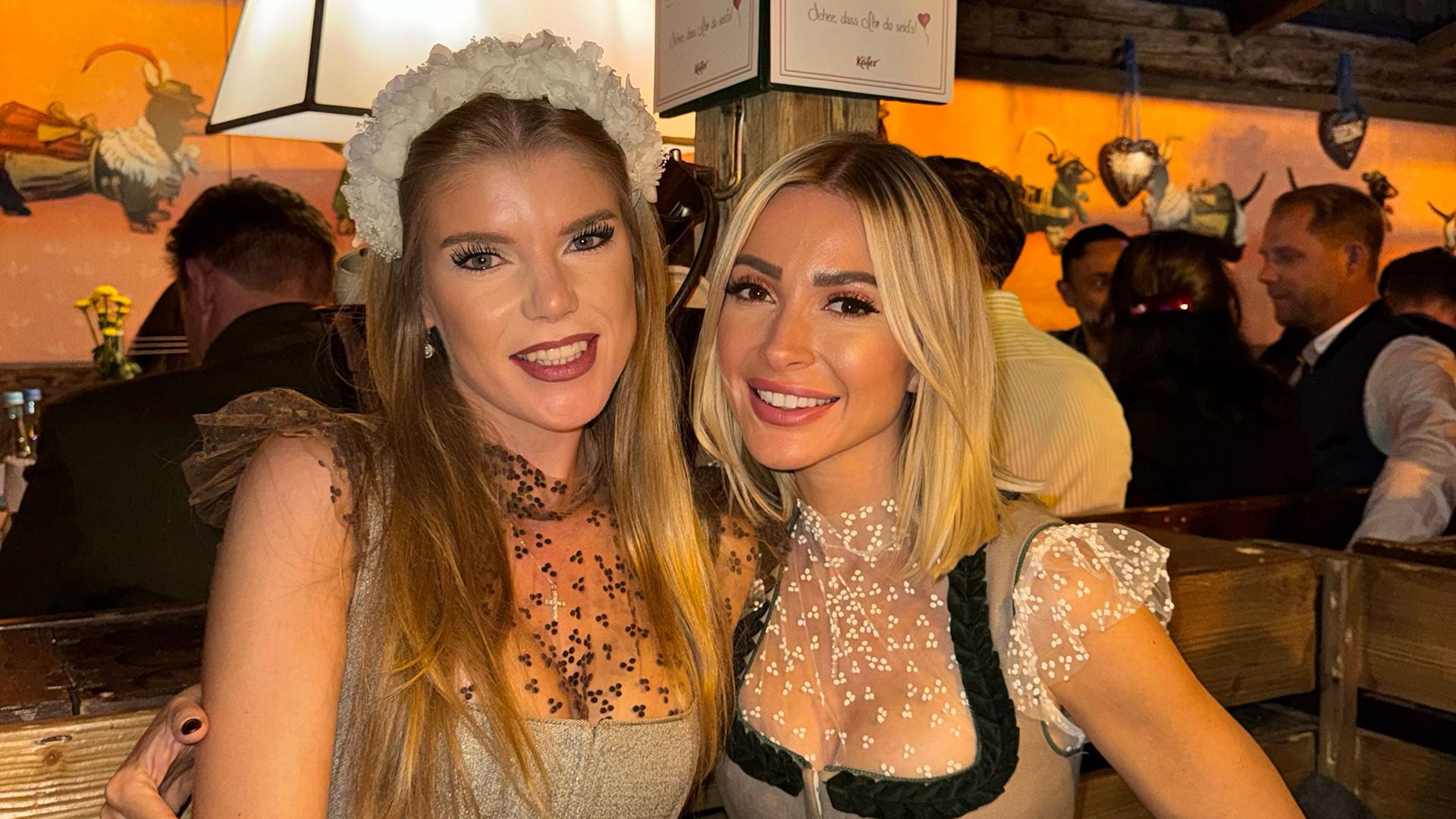Theresa Sommer, economista y modelo, mantiene una presencia activa en Instagram y acompaña a Matthäus a eventos de fútbol (Instagram: kinga_mathe_official)