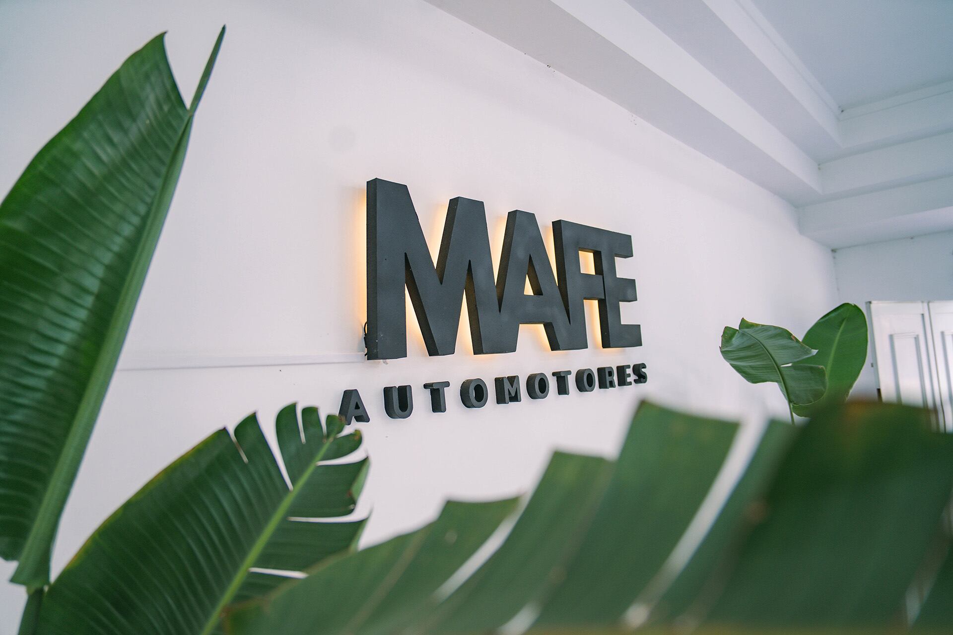 MAFE Automores es una empresa creada por Mauro y Fernando, su socio, en Santa Fe (Crédito: Mauro Dalla Costa)