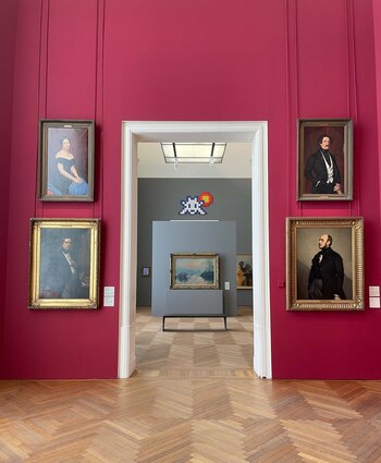 El alien pixeleado del artista